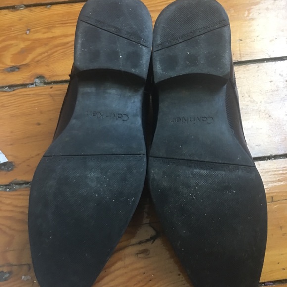 Shoes - Picture 2 of 4